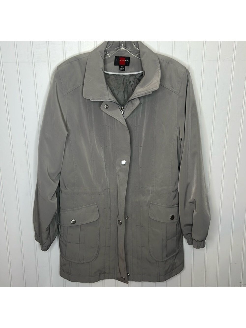 Gallery Light Weight Zip/Snap up Jacket Size M